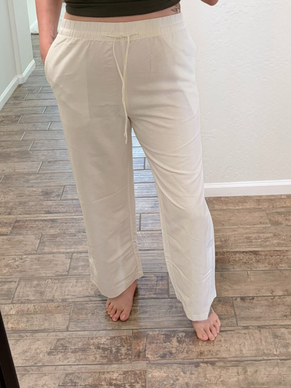 H&M Medium size Linen blend pants